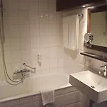 Fletcher Hotel-restaurant Kasteel Erenstein