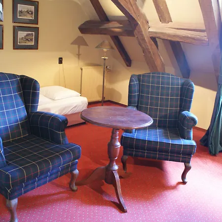 Fletcher Hotel-restaurant Kasteel Erenstein קרקראדה