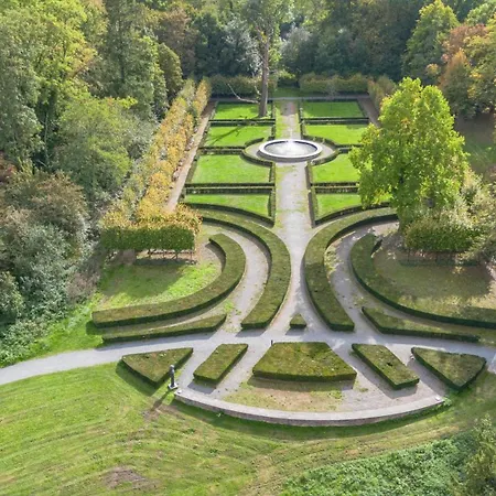 Hotel Fletcher Hotel-restaurant Kasteel Erenstein 4*