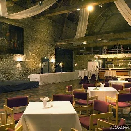 Fletcher Hotel-restaurant Kasteel Erenstein 4*