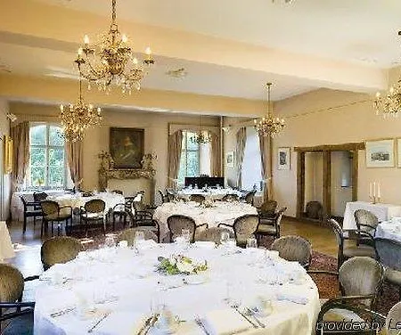 Fletcher Hotel-restaurant Kasteel Erenstein מלון 4*