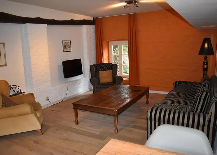 Fletcher Hotel-restaurant Kasteel Erenstein Отель Керкраде