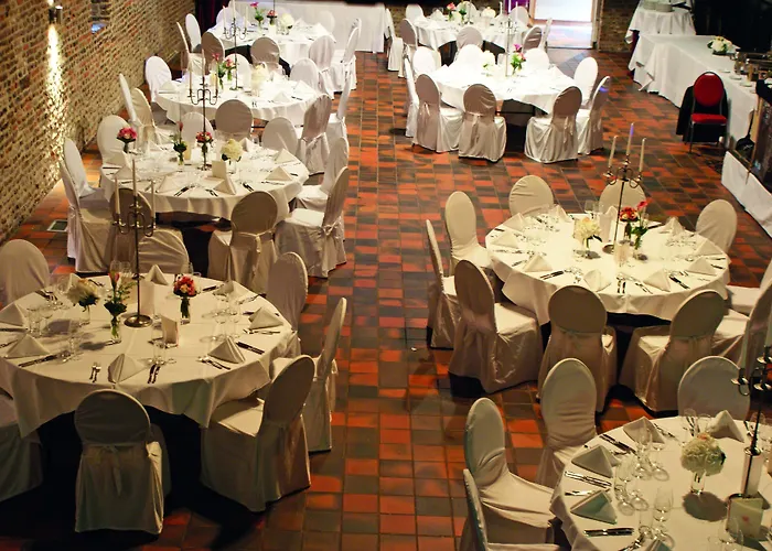 Fletcher Hotel-restaurant Kasteel Erenstein ホテル ケルクラーデ