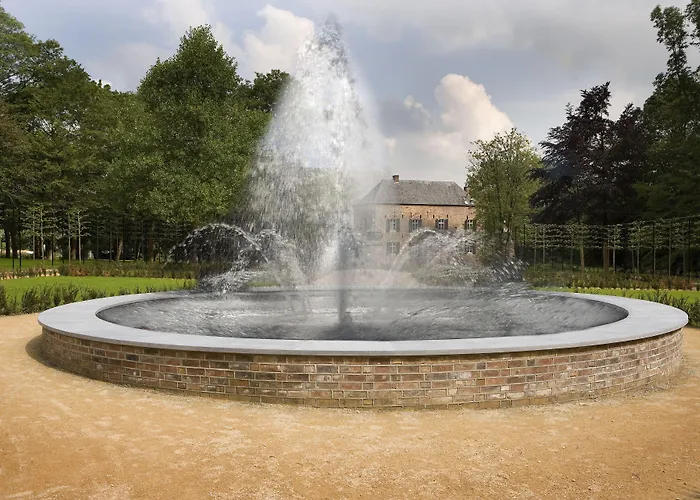 Fletcher Hotel-restaurant Kasteel Erenstein 4* Керкраде