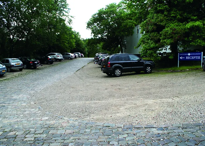 Fletcher Hotel-restaurant Kasteel Erenstein Отель 4*