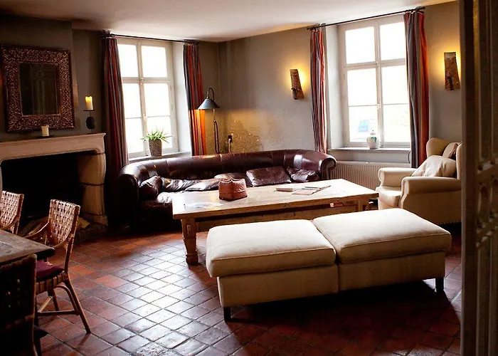 Fletcher Hotel-restaurant Kasteel Erenstein 4*