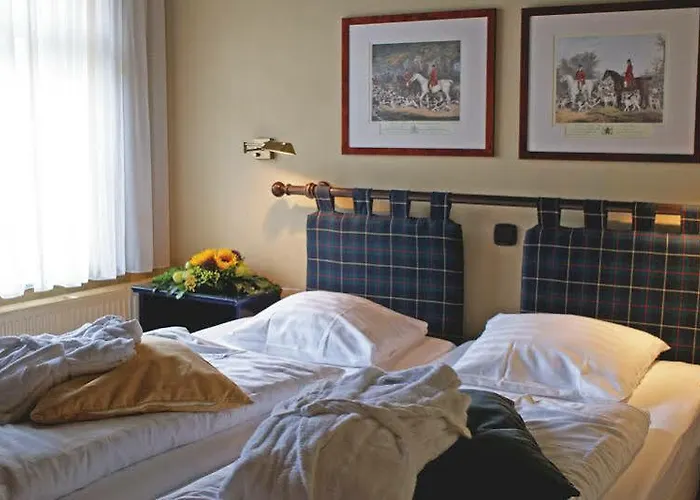 Fletcher Hotel-restaurant Kasteel Erenstein 4* ケルクラーデ