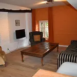 Fletcher Hotel-restaurant Kasteel Erenstein מלון קרקראדה