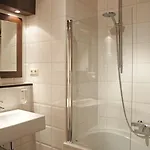 מלון Fletcher Hotel-restaurant Kasteel Erenstein 4*