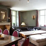 Fletcher Hotel-restaurant Kasteel Erenstein 4* קרקראדה