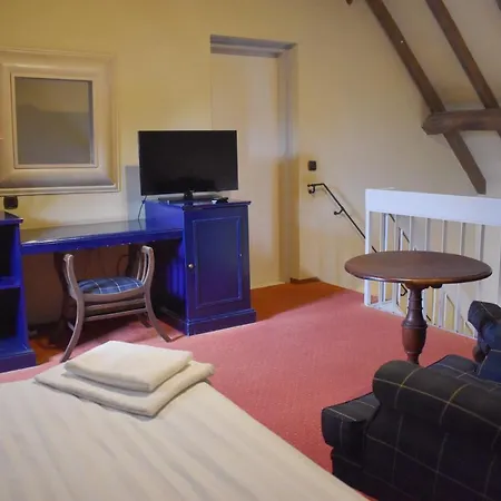 Ξενοδοχείο Fletcher Hotel-restaurant Kasteel Erenstein 4*