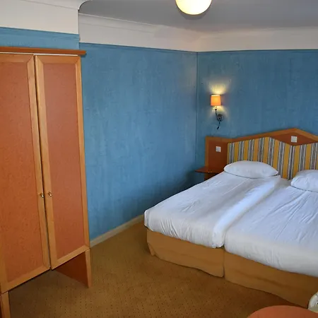 Fletcher Hotel-restaurant Kasteel Erenstein Szálloda 4*