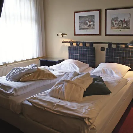 Ξενοδοχείο Fletcher Hotel-restaurant Kasteel Erenstein 4*