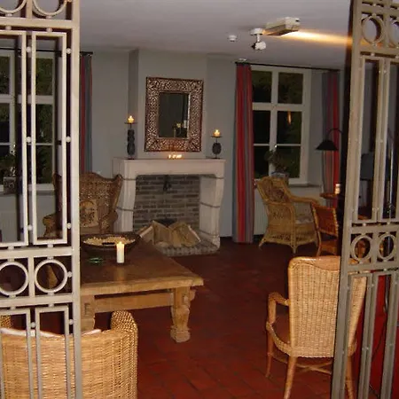 Ξενοδοχείο Fletcher Hotel-restaurant Kasteel Erenstein 4*